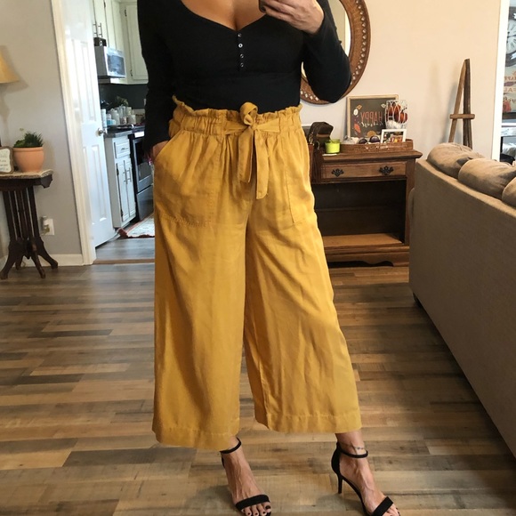 Tru Yellow Paper Bag Cropped Wide Pants 